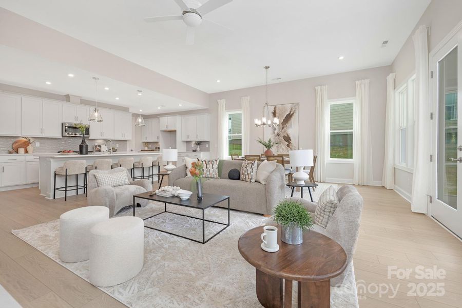 Furnished interior view inside a new home in Handsmill on Lake Wylie, York (Image 13).