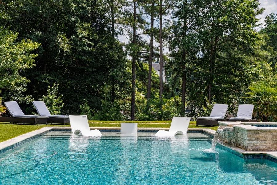 Community amenities in , Brookhaven (Image 56).