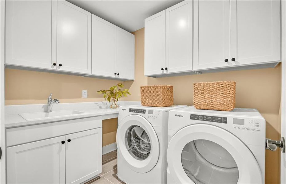 Furnished interior view inside a new home in Rose Creek, Cumming (Image 15).