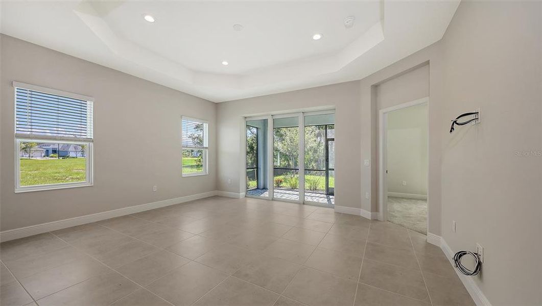 Spacious, unfurnished interior of a new home in Wildleaf, Parrish (Image 15).