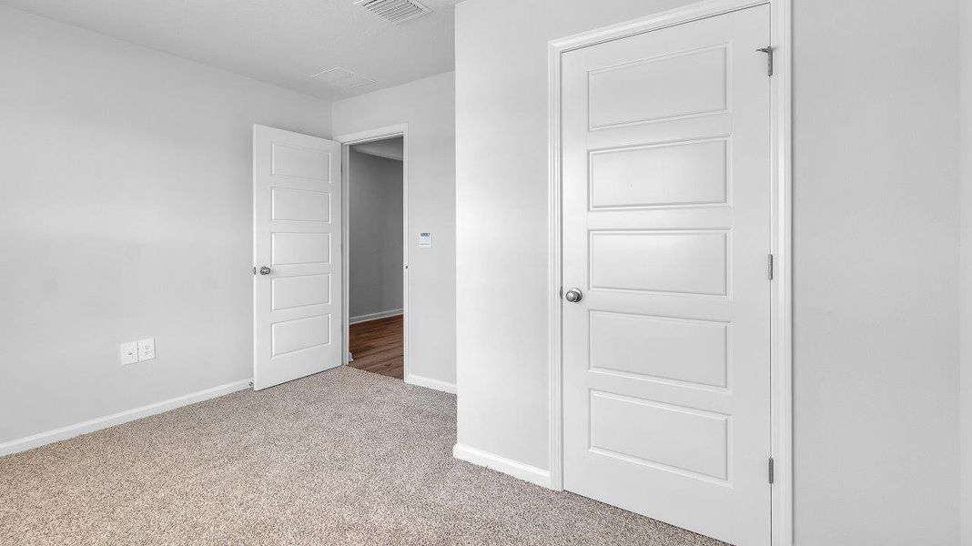 Spacious, unfurnished interior of a new home in Wesley Park, Crawfordville (Image 18).