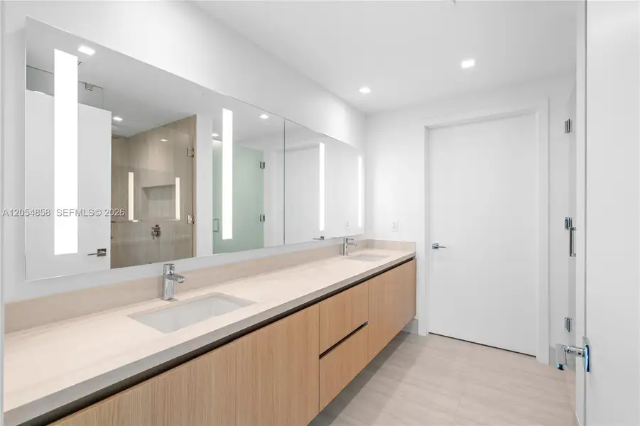 Furnished interior view inside a new home in One Park Tower, Miami (Image 17).