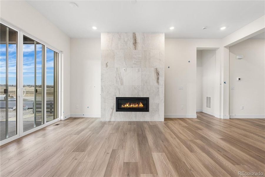 Spacious, unfurnished interior of a new home in Reserve at The Canyons, Castle Pines (Image 24). Spacious, unfurnished interior of a new home in Reserve at The Canyons, Castle Pines (Image 24).