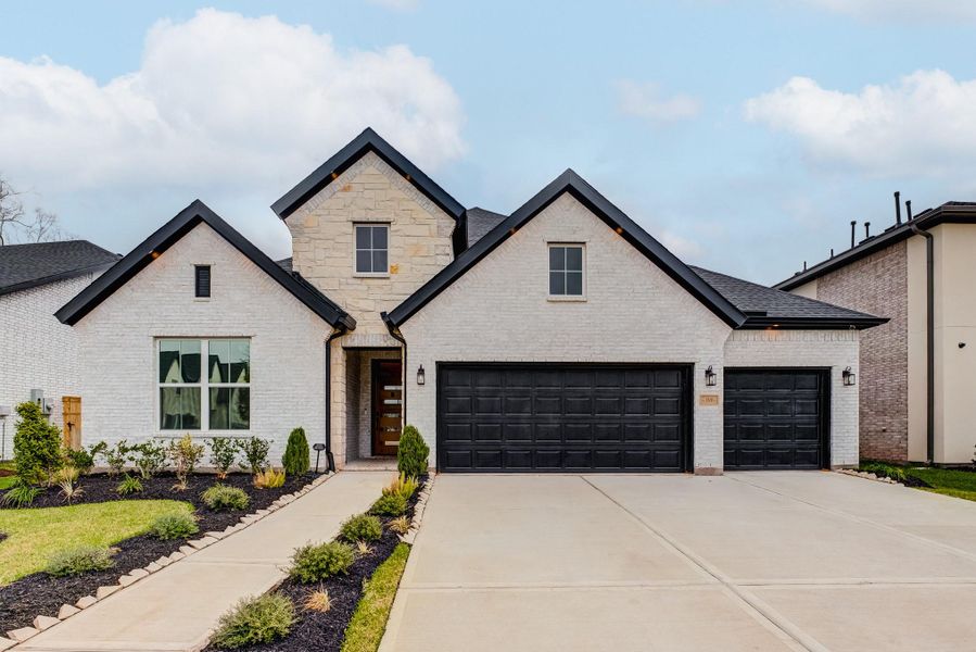 Front exterior of a new home in , Missouri City, TX, highlighting curb appeal (Image 27).