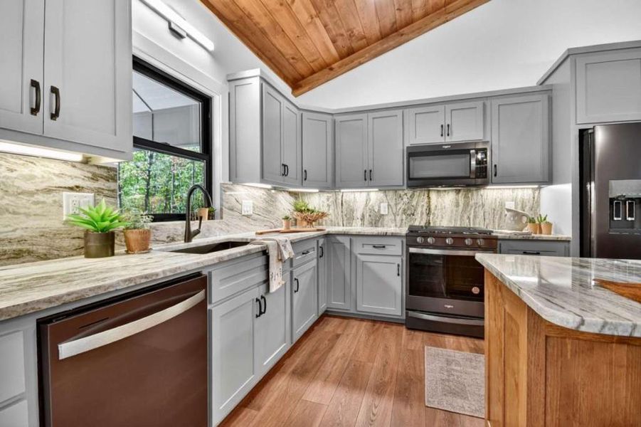 Furnished interior view inside a new home in , McCaysville (Image 11).