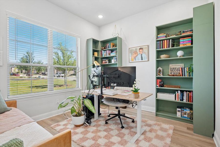 Furnished interior view inside a new home in Bayside, Rowlett (Image 8).