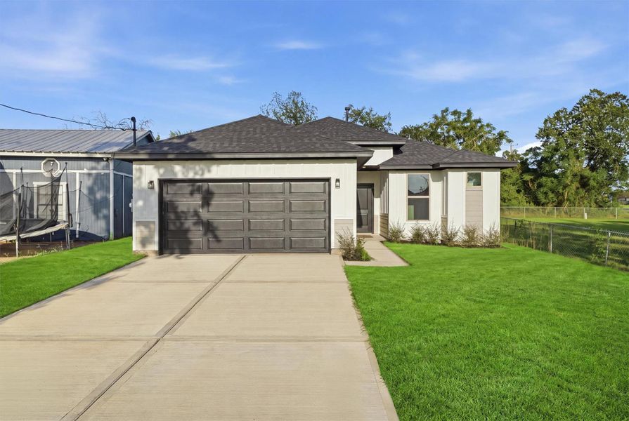 Front exterior of a new home in , Hempstead, TX, highlighting curb appeal (Image 1). Front exterior of a new home in , Hempstead, TX, highlighting curb appeal (Image 1).
