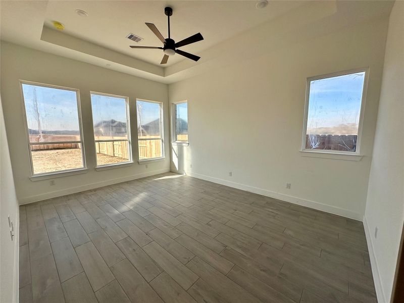 Spacious, unfurnished interior of a new home in Briarley, Montgomery (Image 18).