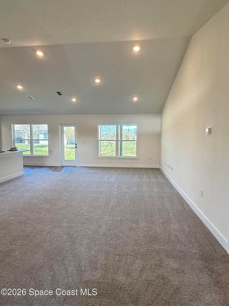 Spacious, unfurnished interior of a new home in Sebastian Highlands, Sebastian (Image 7).