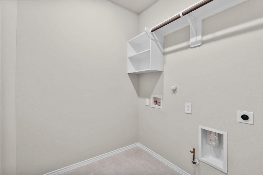 Spacious, unfurnished interior of a new home in The Highlands, Porter (Image 29).