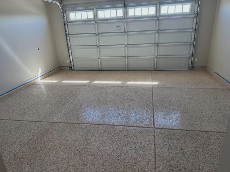 Spacious, unfurnished interior of a new home in Camilo at Santana, Yuma (Image 10).