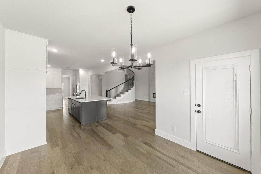 Image 17 of a home in Valencia on The Lake.