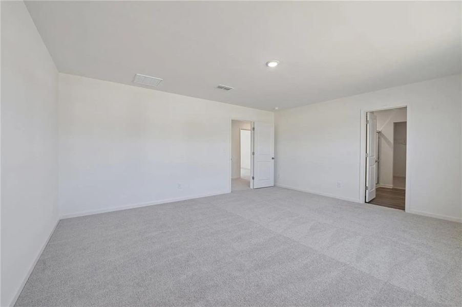 Spacious, unfurnished interior of a new home in Casteel, Bethlehem (Image 17). Spacious, unfurnished interior of a new home in Casteel, Bethlehem (Image 17).