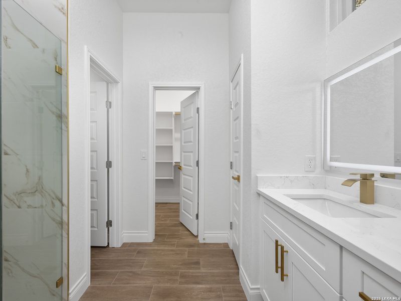 Furnished interior view inside a new home in , Elmendorf (Image 6).