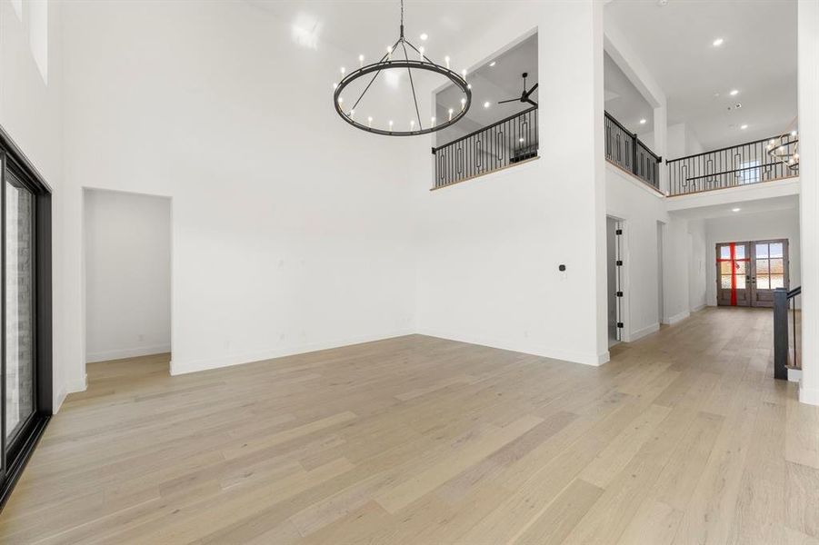 19. 610 Apogee - Family (3)