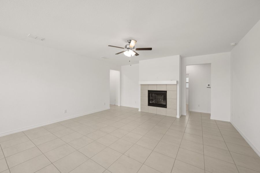 Spacious, unfurnished interior of a new home in Baker Farms, Cleburne (Image 22). Spacious, unfurnished interior of a new home in Baker Farms, Cleburne (Image 22).