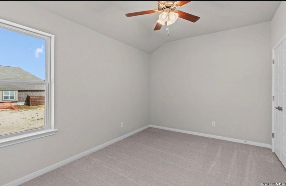 Spacious, unfurnished interior of a new home in Bricewood, San Antonio (Image 13).
