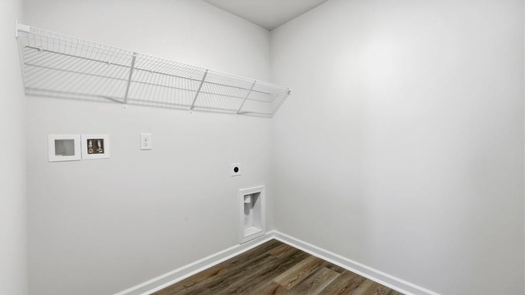 Spacious, unfurnished interior of a new home in Baxter Village, Boiling Springs (Image 35).