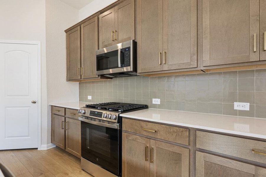 Furnished interior view inside a new home in La Cima, San Marcos (Image 14).