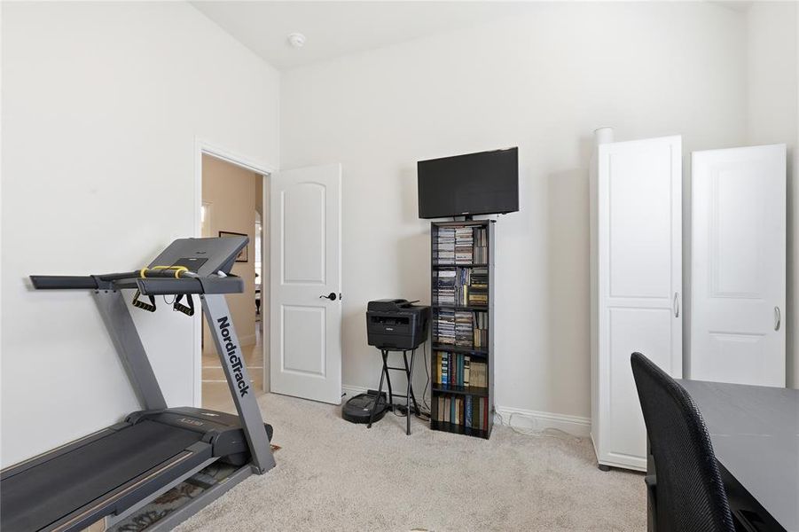 Community amenities in Oak Hills, Burleson (Image 33).