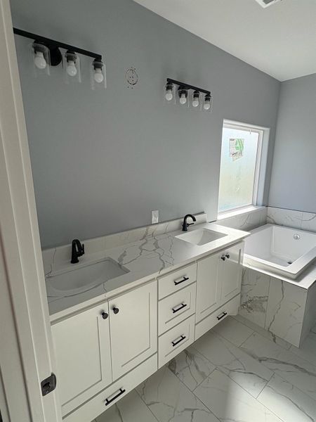 Furnished interior view inside a new home in , Navasota (Image 5).