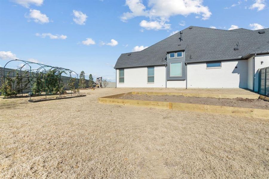Exterior details and patio area of a home in , Argyle (Image 26).