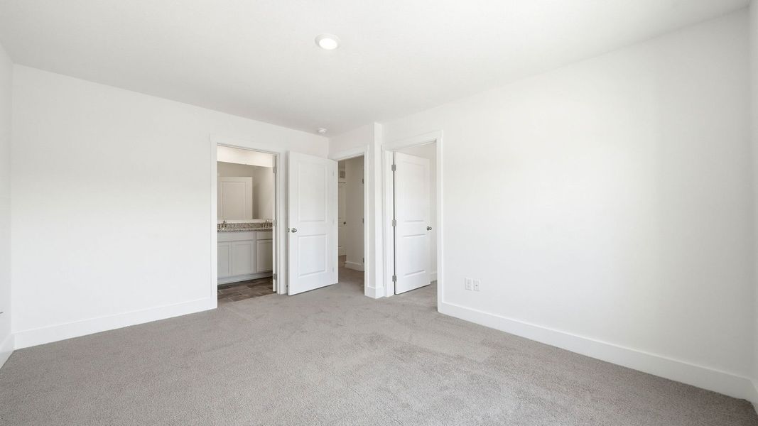 Spacious, unfurnished interior of a new home in Cherokee Crossing, Kodak (Image 22). Spacious, unfurnished interior of a new home in Cherokee Crossing, Kodak (Image 22).