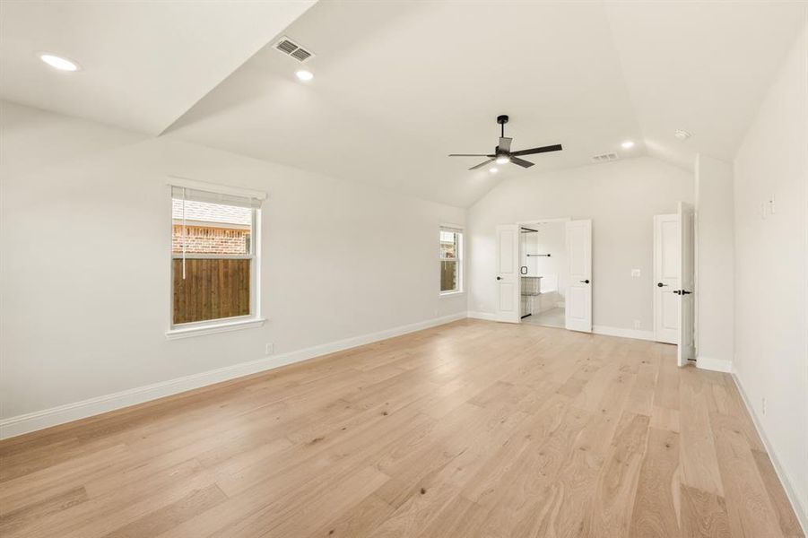 Spacious, unfurnished interior of a new home in Mockingbird Heights Classic 60, Midlothian (Image 25). Spacious, unfurnished interior of a new home in Mockingbird Heights Classic 60, Midlothian (Image 25).