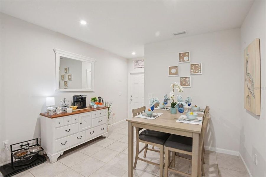 Furnished interior view inside a new home in Anclote Square, Holiday (Image 7).