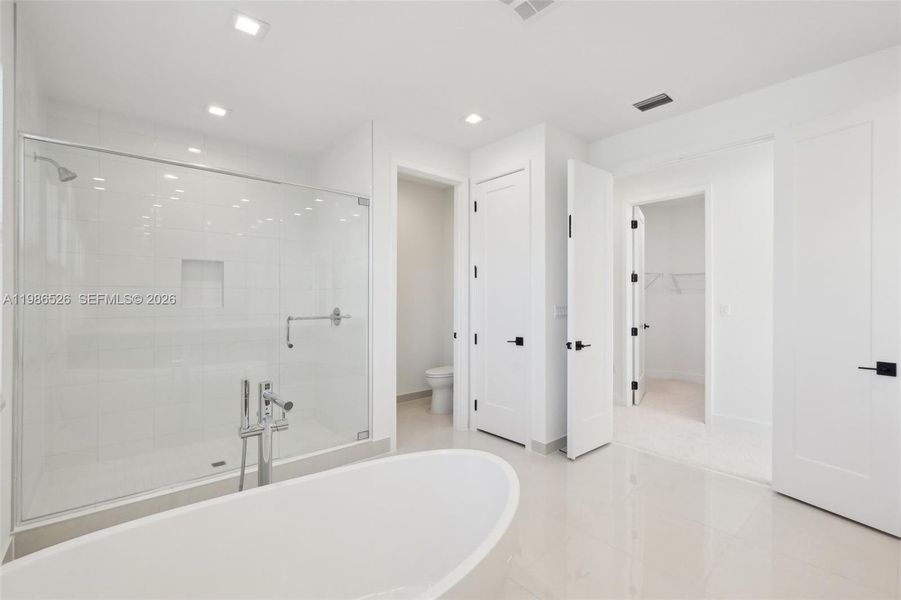 Image 42 of a home in .