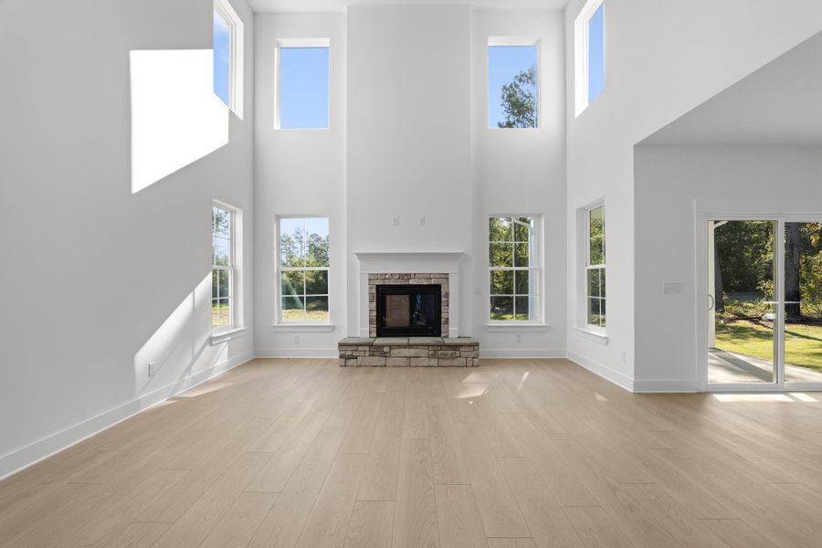 Spacious, unfurnished interior of a new home in Hancock Farms, Aiken (Image 33).