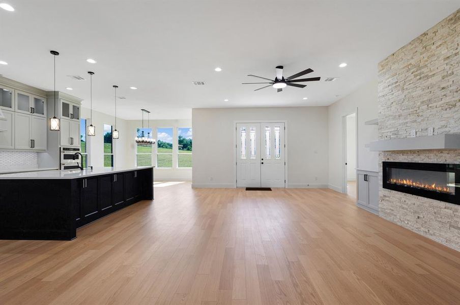 Spacious, unfurnished interior of a new home in , Corsicana (Image 23). Spacious, unfurnished interior of a new home in , Corsicana (Image 23).