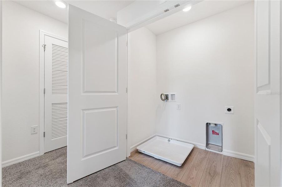 Spacious, unfurnished interior of a new home in Sandalwood, New Smyrna Beach (Image 18).