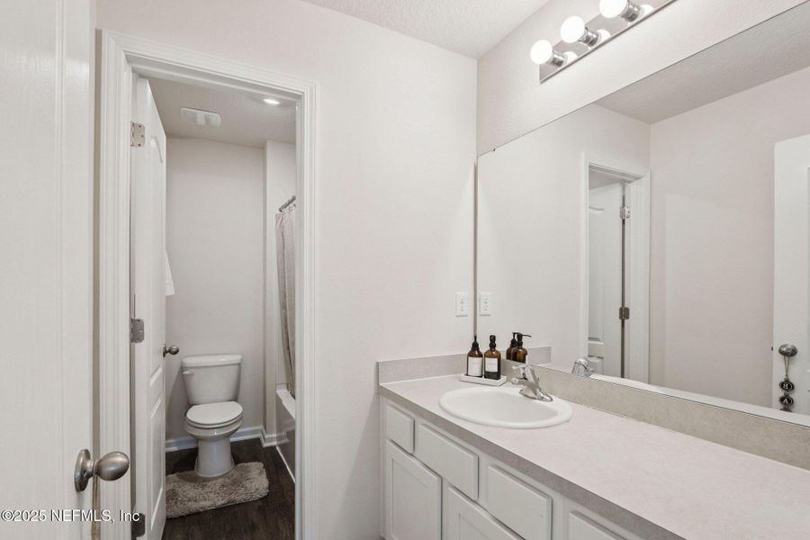 Furnished interior view inside a new home in Cross Creek Express, Green Cove Springs (Image 39).