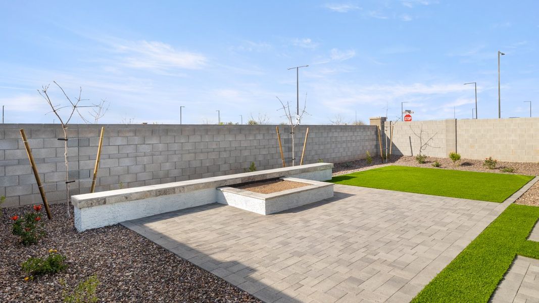 Exterior details and patio area of a home in Rio Rancho Estates, Wittmann (Image 2).