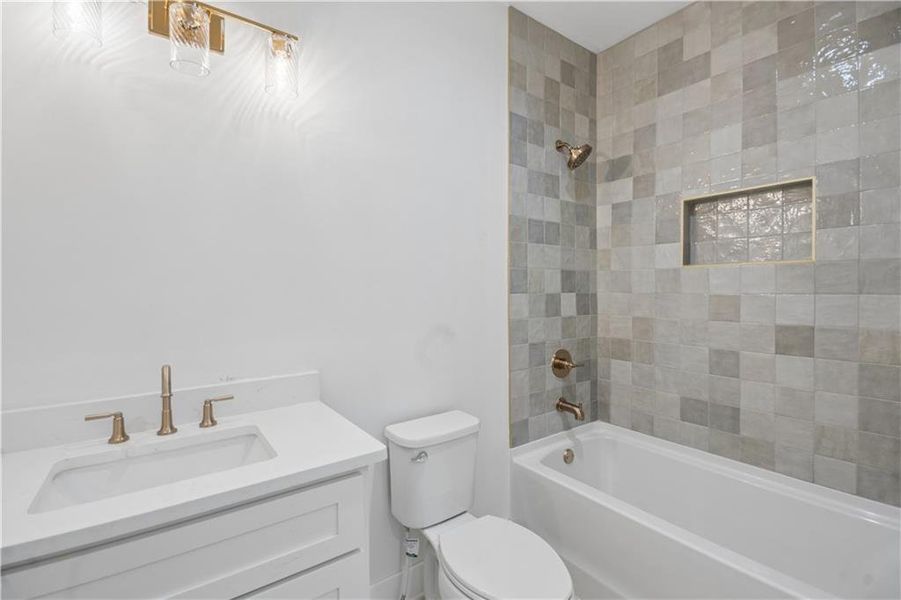 Furnished interior view inside a new home in , Alpharetta (Image 9).