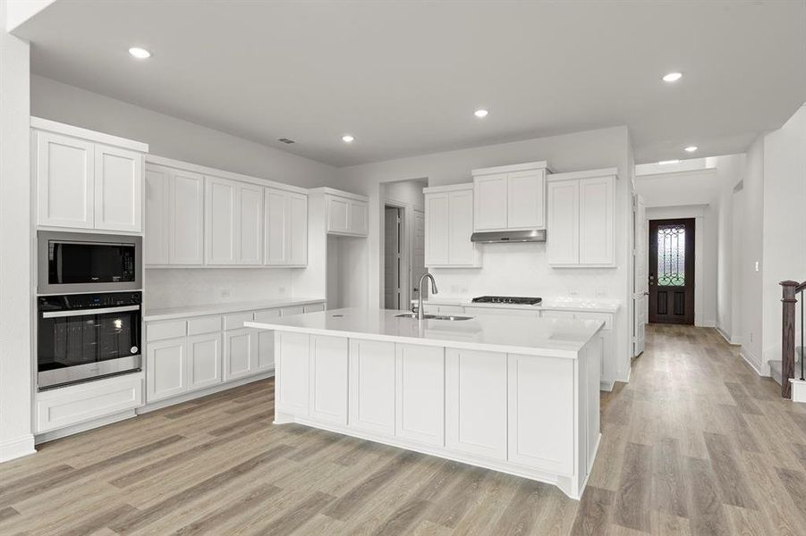 11. 616 Carlow - Kitchen (2)