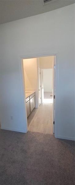 Spacious, unfurnished interior of a new home in , Palm Coast (Image 6).