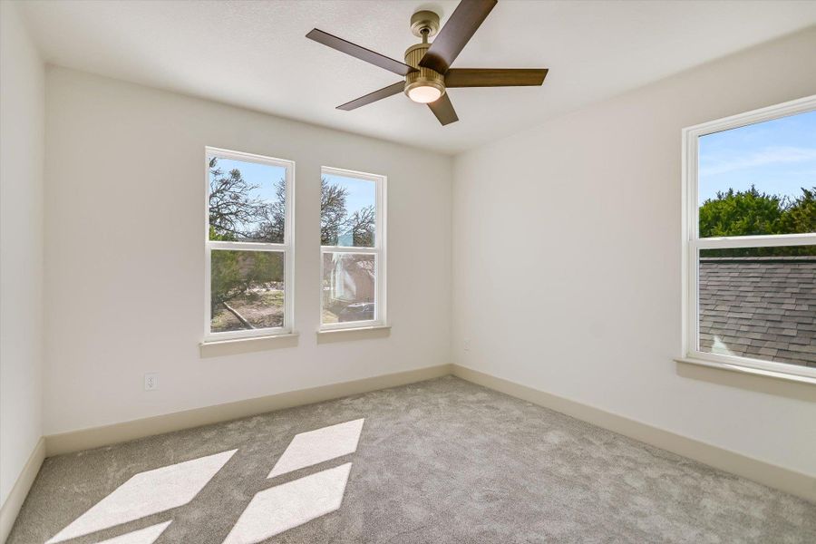 Spacious, unfurnished interior of a new home in , Wimberley (Image 15).