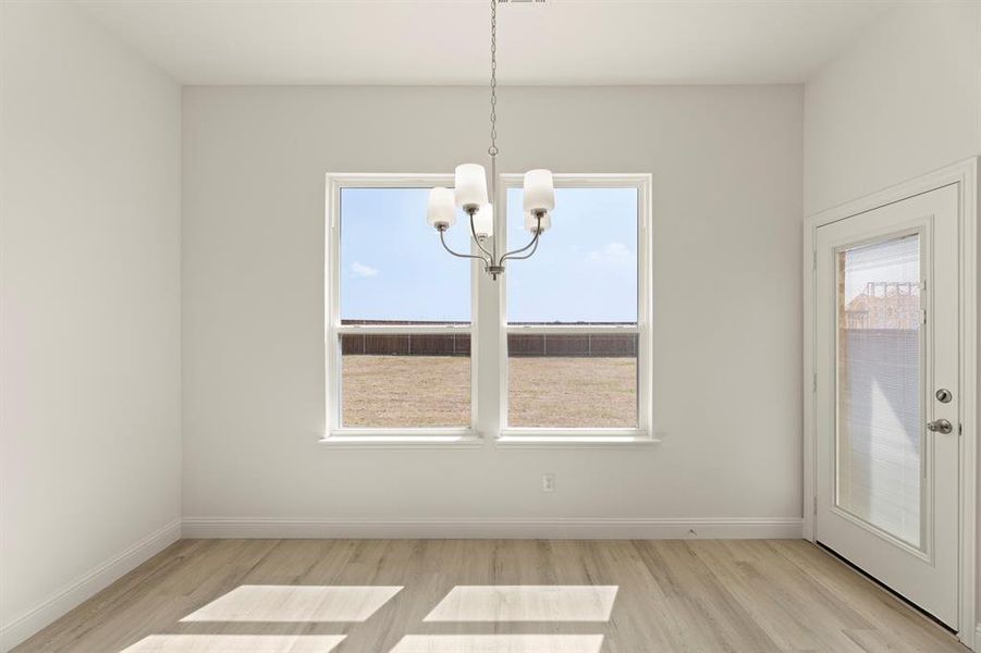 13_14. 506 Fort Davis - Dining 13_14. 506 Fort Davis - Dining