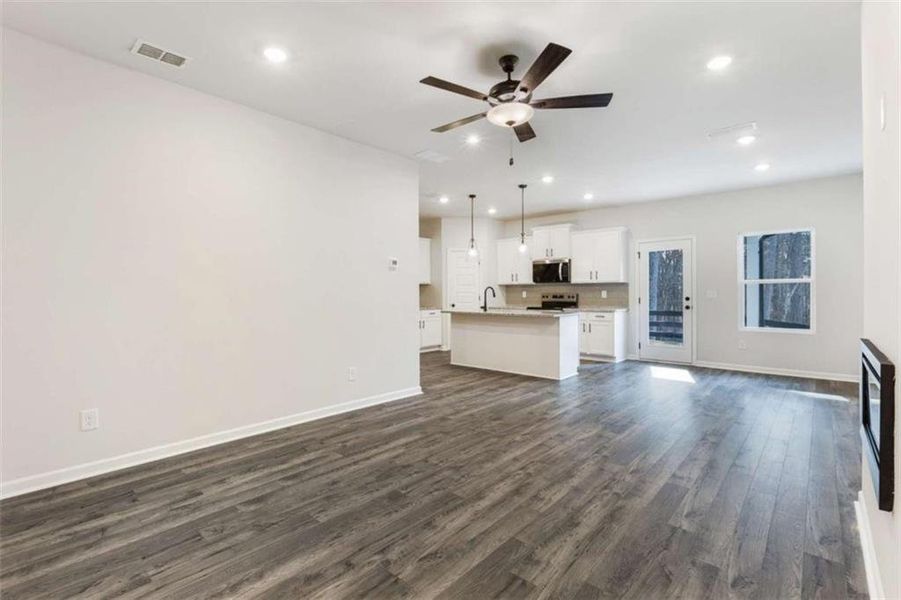 Spacious, unfurnished interior of a new home in , Conyers (Image 27). Spacious, unfurnished interior of a new home in , Conyers (Image 27).