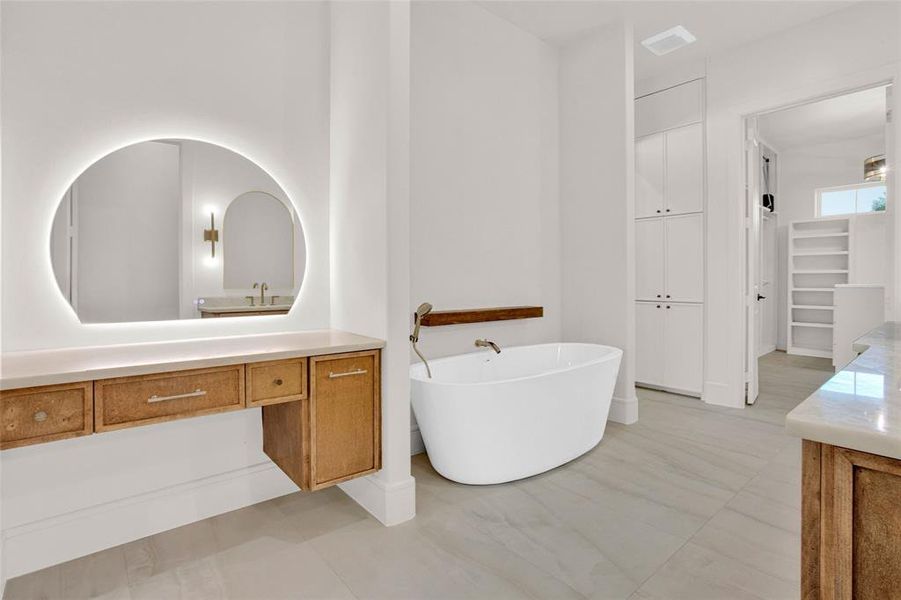 Furnished interior view inside a new home in , Tyler (Image 12).