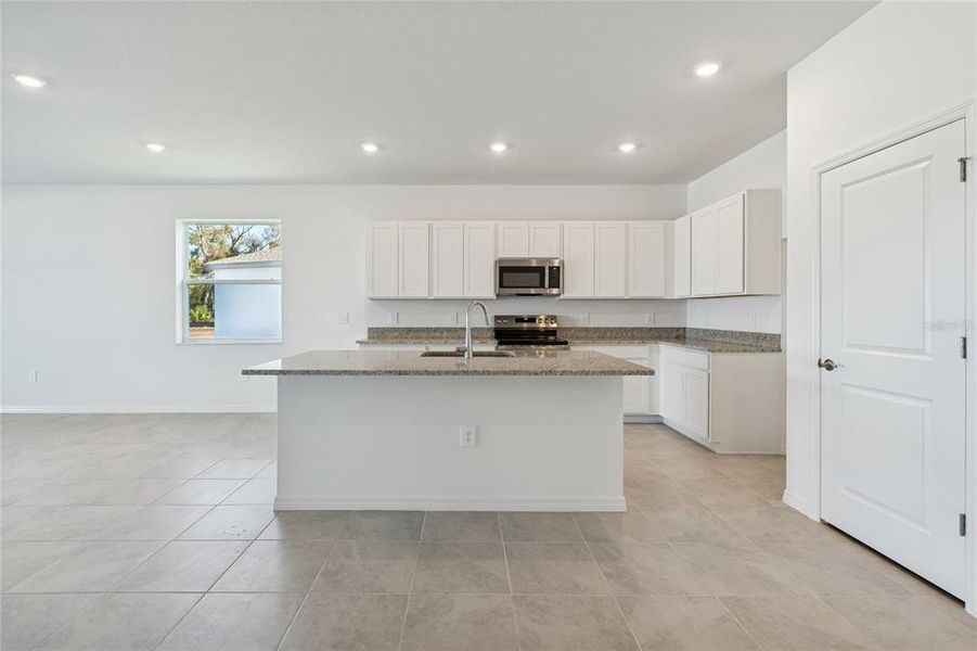 Furnished interior view inside a new home in Southpointe, Palmetto (Image 13).