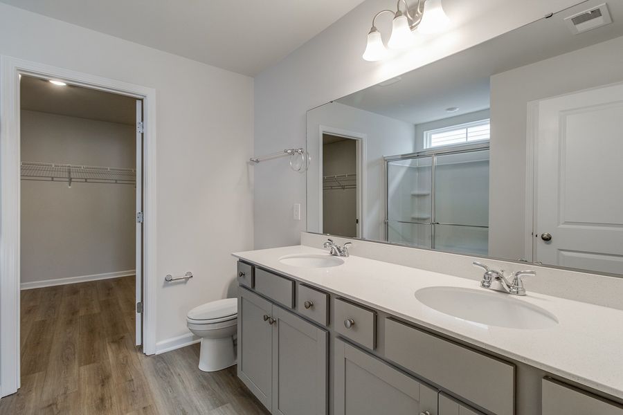 Furnished interior view inside a new home in Winston Point, Gilbert (Image 10). Furnished interior view inside a new home in Winston Point, Gilbert (Image 10).