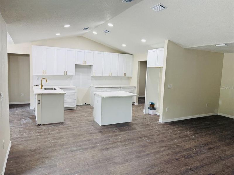 Image 18 of a home in .