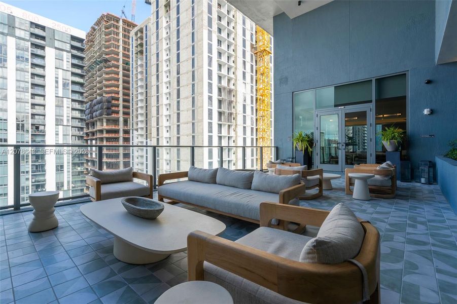 Condo located in Miami, FL showcasing its design and architecture (Image 28).