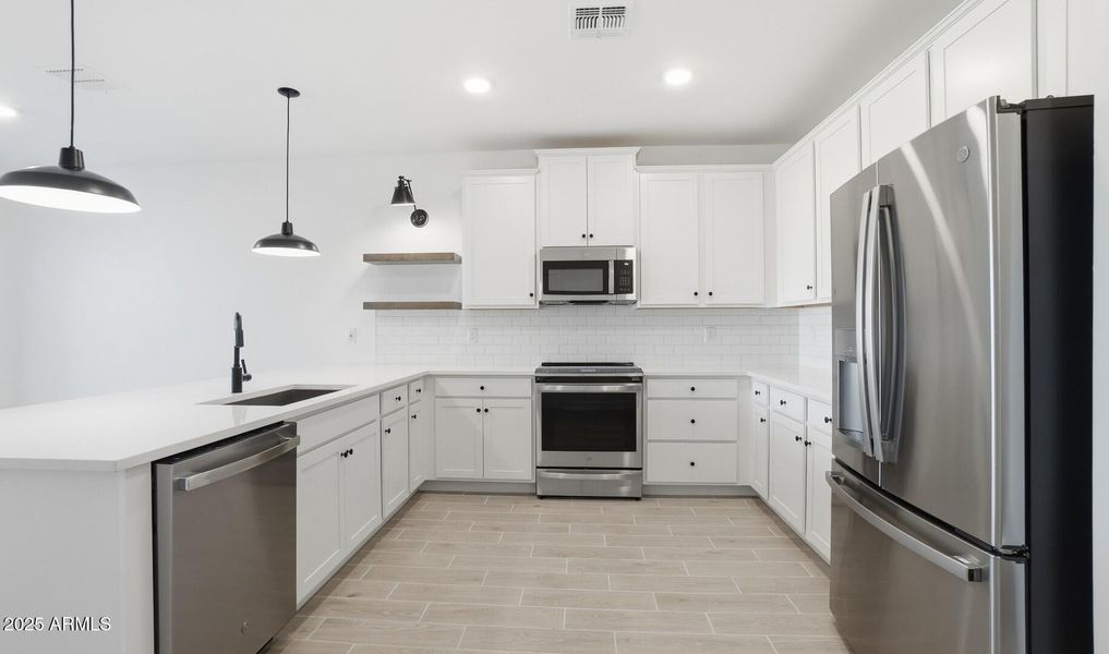 MR Lot #5 Kitchen (5) (Large) MR Lot #5 Kitchen (5) (Large)