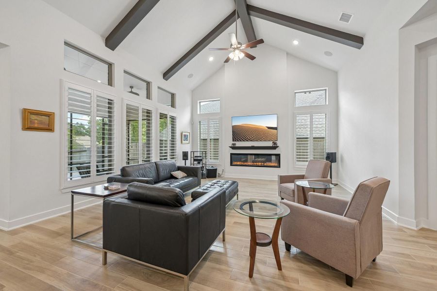 Furnished interior view inside a new home in The Woodlands Hills, Willis (Image 5).