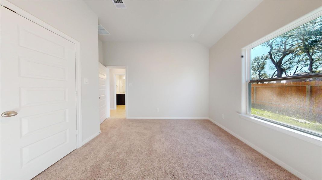 Spacious, unfurnished interior of a new home in East Gate Villas, Willis (Image 26).