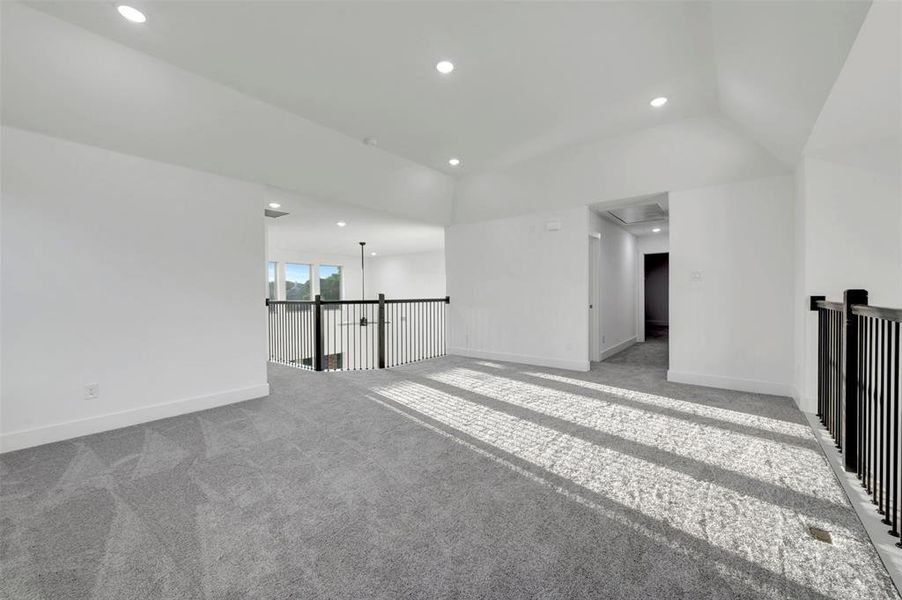 Spacious, unfurnished interior of a new home in Lilyana, Celina (Image 30).